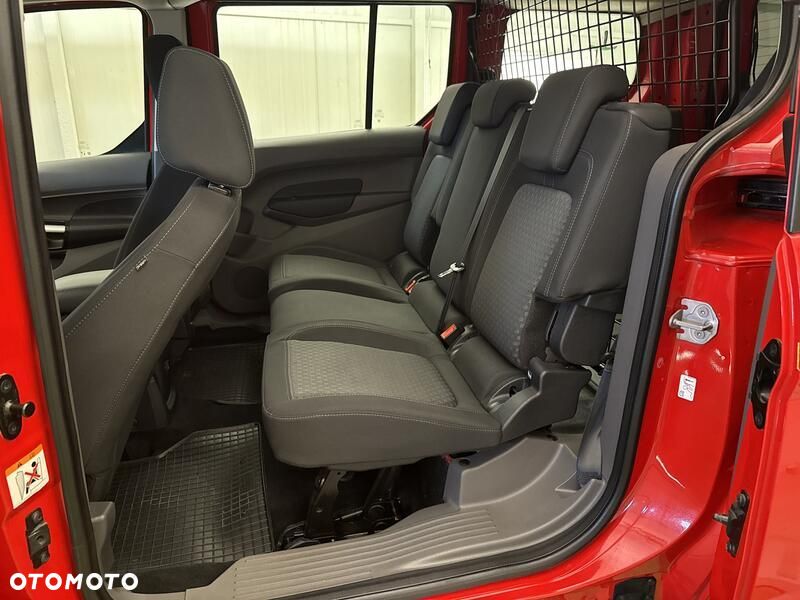 Ford Transit Connect - 19