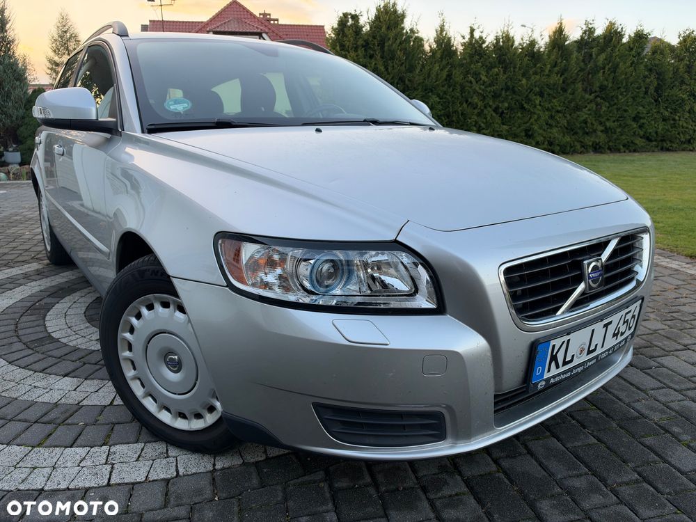 Volvo V50