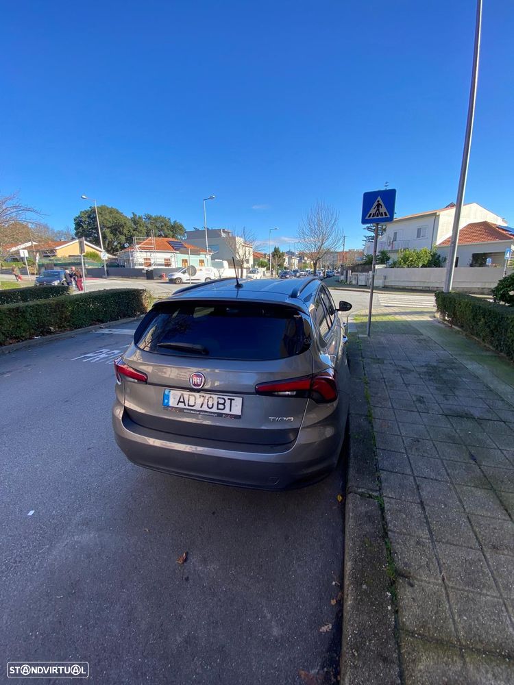 Fiat Tipo Station Wagon 1.6 M-Jet Lounge Tech J17 DCT - 4