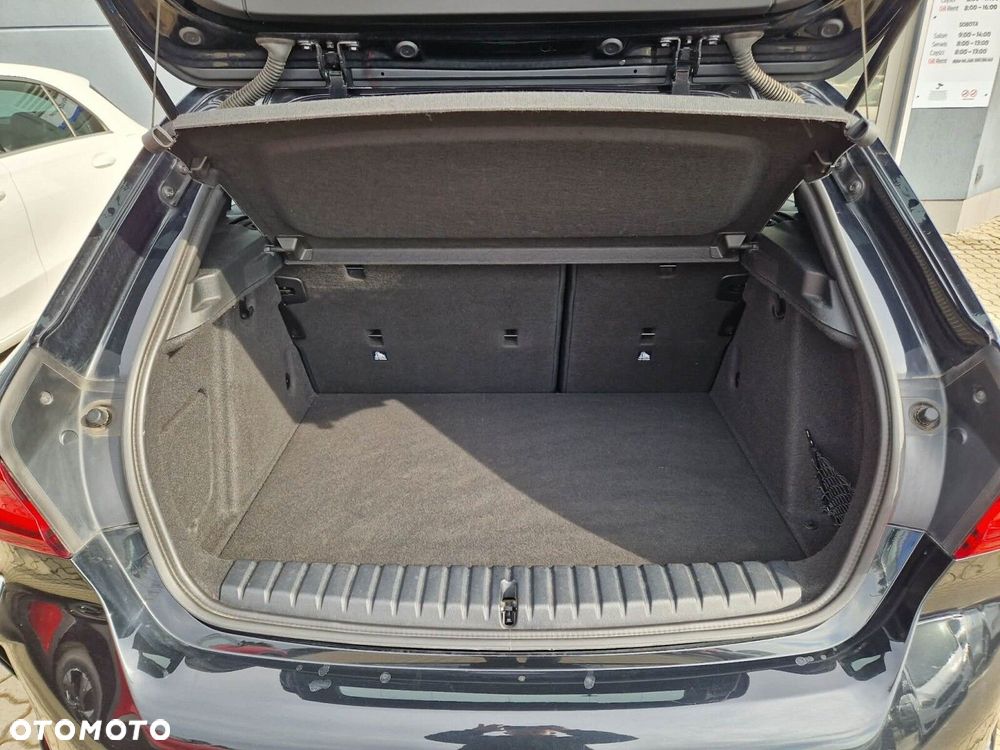 BMW Seria 1 118i M Sport - 12