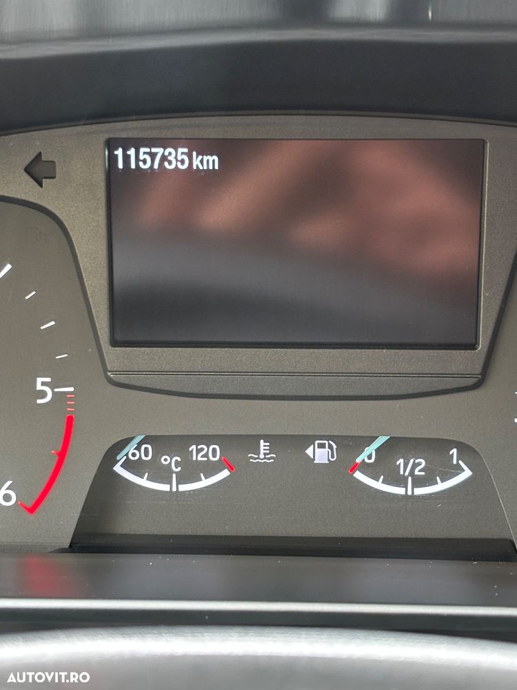 Ford Focus 1.5 EcoBlue Titanium - 13