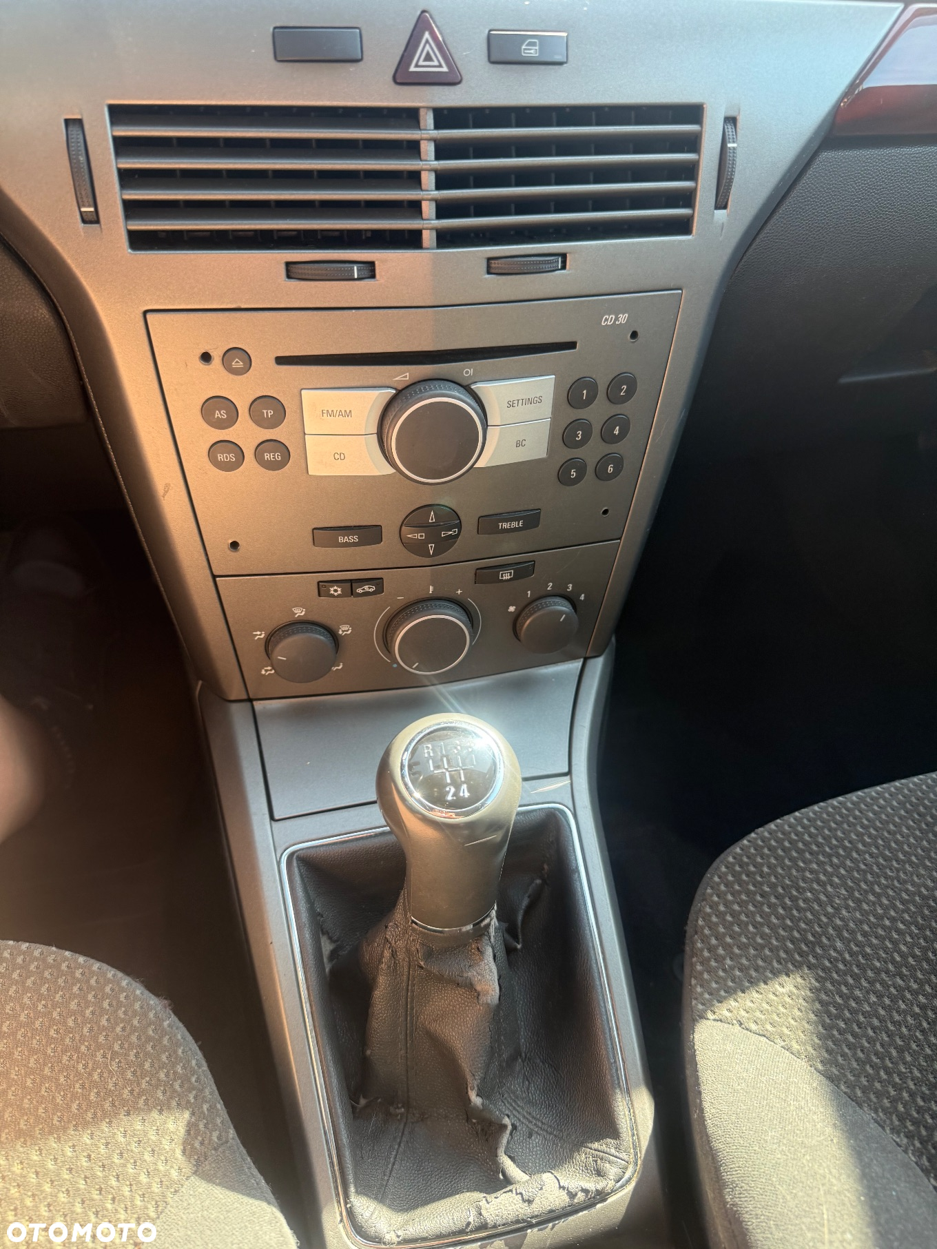 Opel Astra 1.6 Elegance - 20