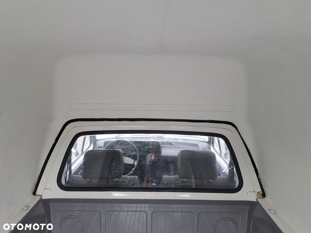 Volkswagen Caddy - 18