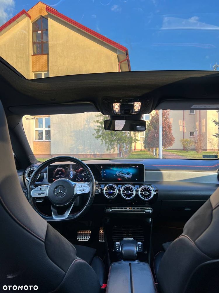 Mercedes-Benz CLA 200 AMG Line 7G-DCT - 12