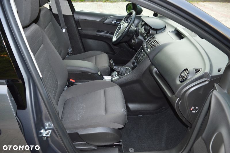 Opel Meriva - 21