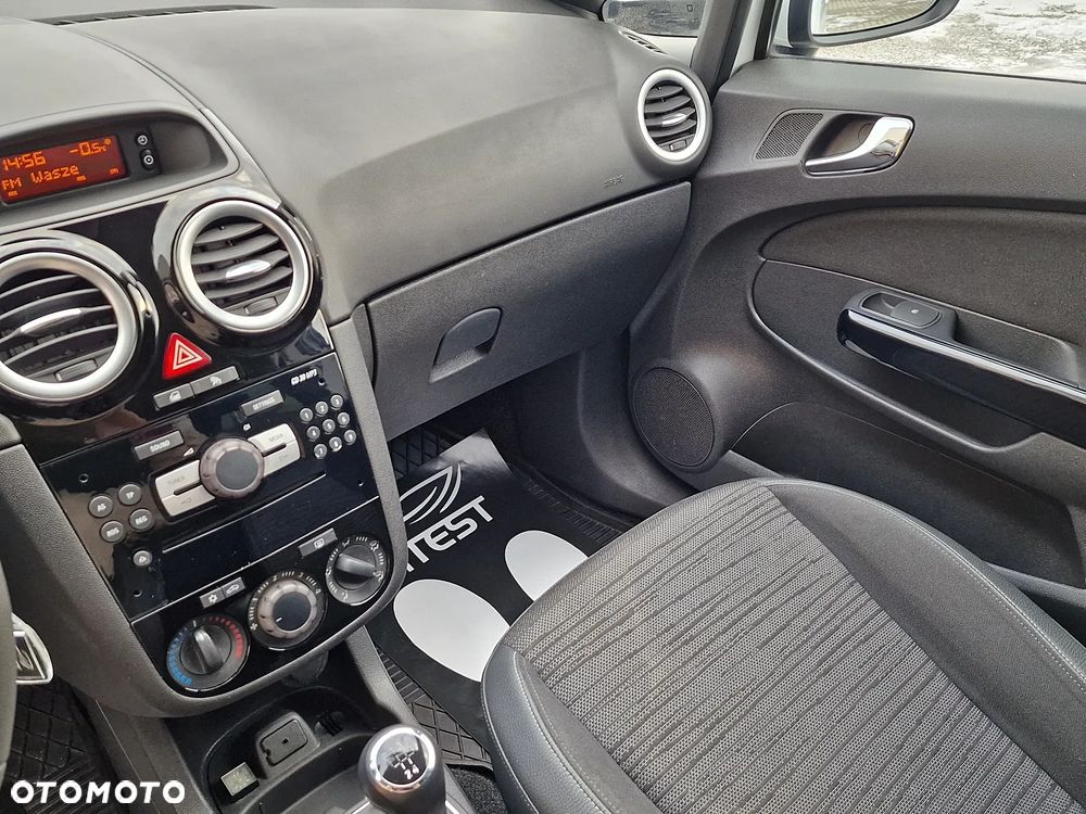 Opel Corsa 1.4 16V Energy - 19