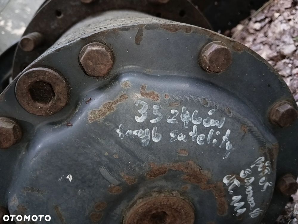 Most tylny tylni zwolnica wklad mercedes ECONIC głowka - 4