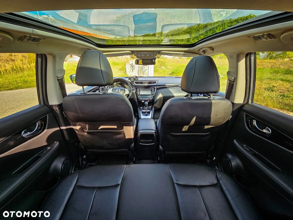 Nissan Qashqai 1.6 DCi Tekna Xtronic - 23