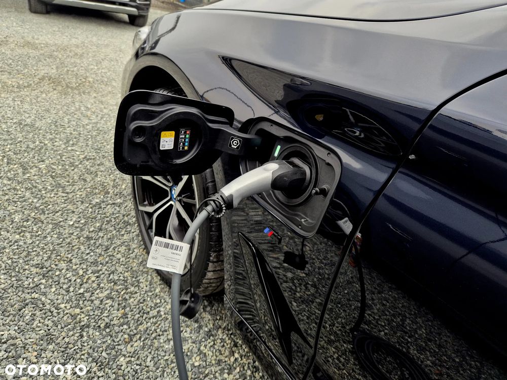 BMW Seria 5 530e M Sport sport - 36