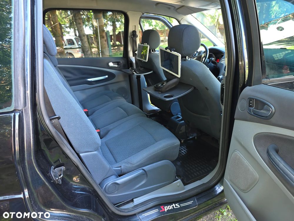 Ford Galaxy 2.0 TDCi Ghia - 13