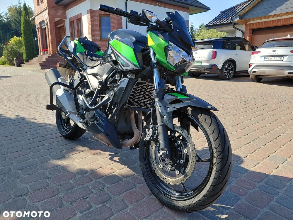 Kawasaki Z - 8