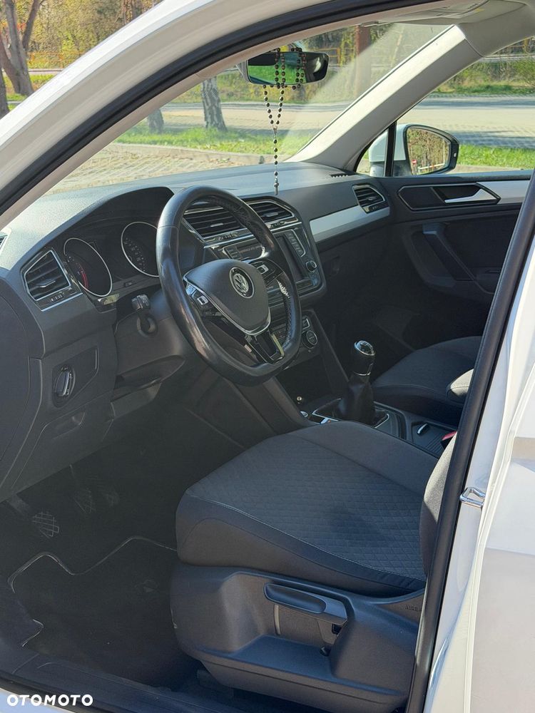 Volkswagen Tiguan 2.0 TDI BMT SCR Comfortline - 17