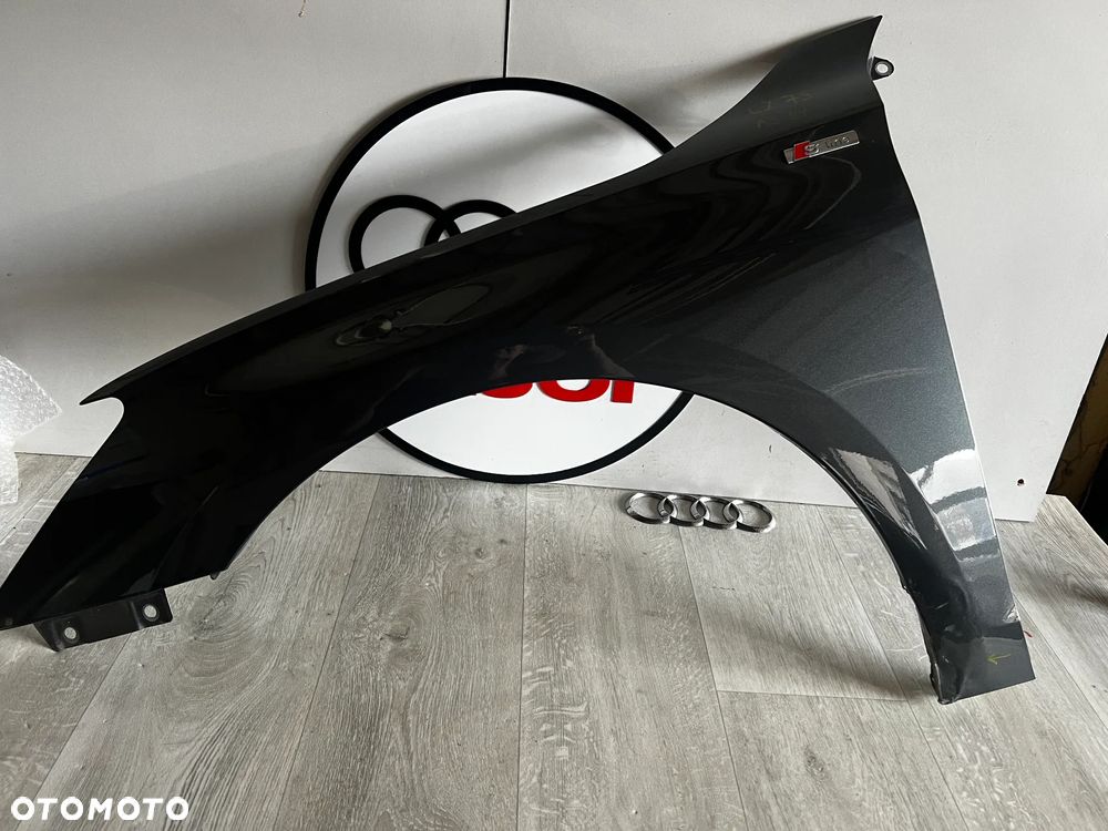 AUDI A3 8Y BŁOTNIK LEWY PRZÓD LZ7S !