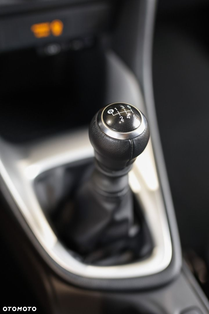 Toyota Yaris - 20