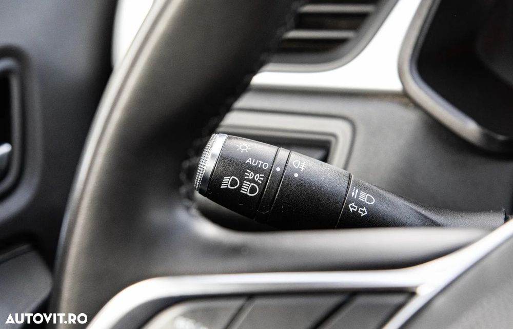 Renault Captur TCe 90 INTENS - 28