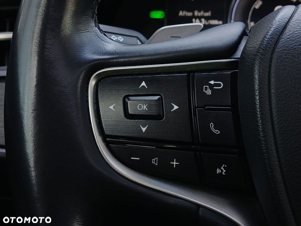 Lexus ES 300h Business Edition - 30