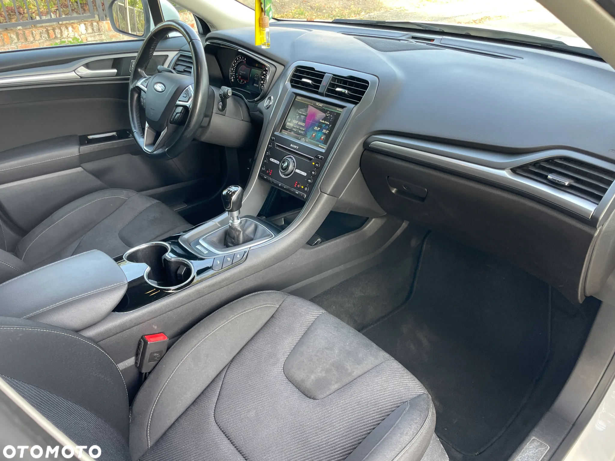 Ford Mondeo Turnier 1.5 EcoBoost Start-Stopp Business Edition - 4