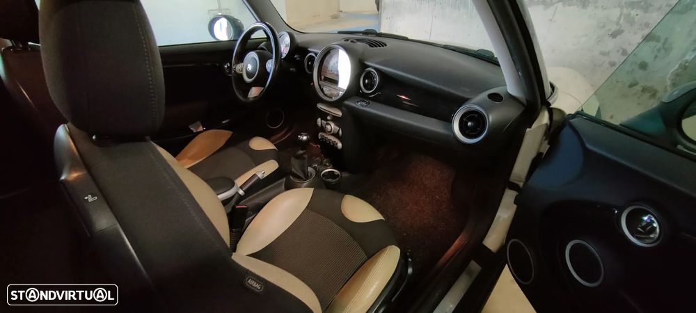 MINI 3 Portas Cooper D - 6