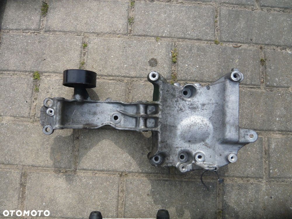 łapa alternatora mercedes e-klasa w212 a6512340239 - 1
