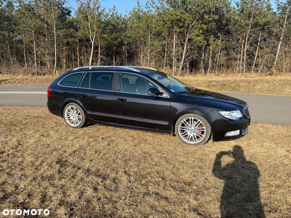 Skoda Superb 2.0 TDI DSG Elegance - 1