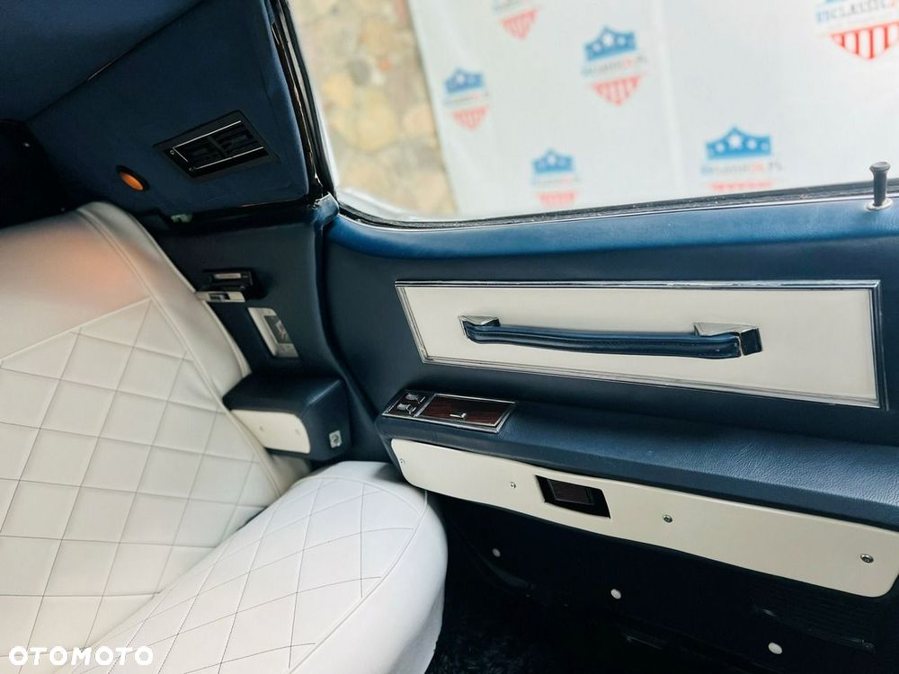 Lincoln Continental - 38