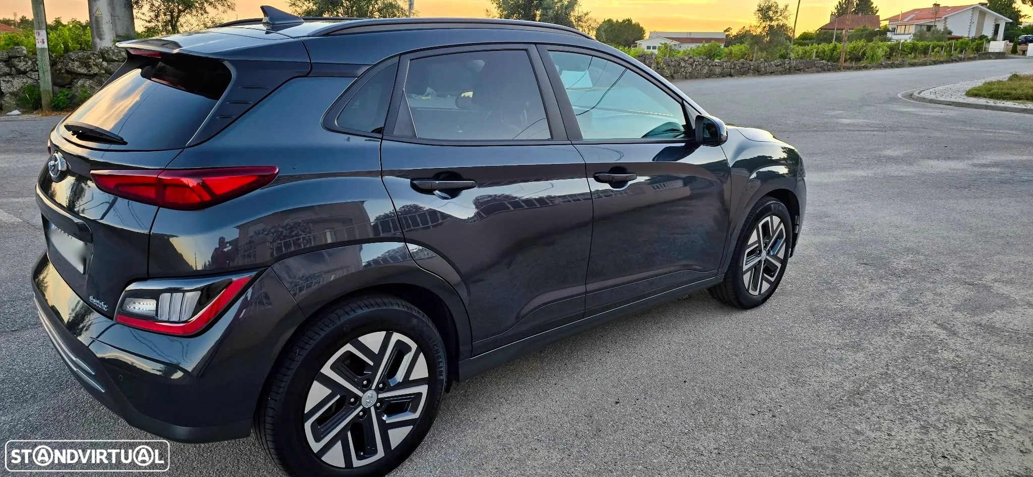 Hyundai Kauai EV 64 kWh Vanguard+TMS - 17