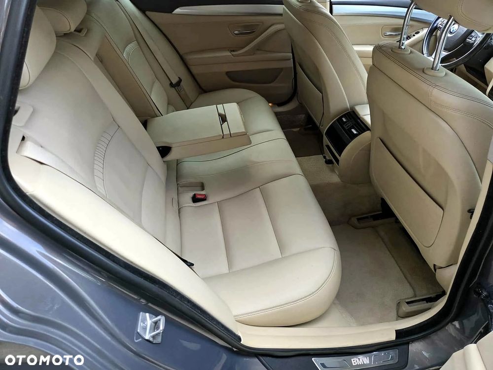 BMW Seria 5 520d Efficient Dynamics Edition Luxury Line - 15