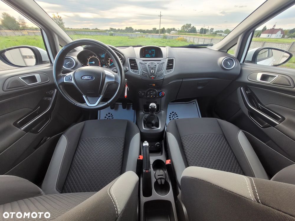 Ford Fiesta - 21
