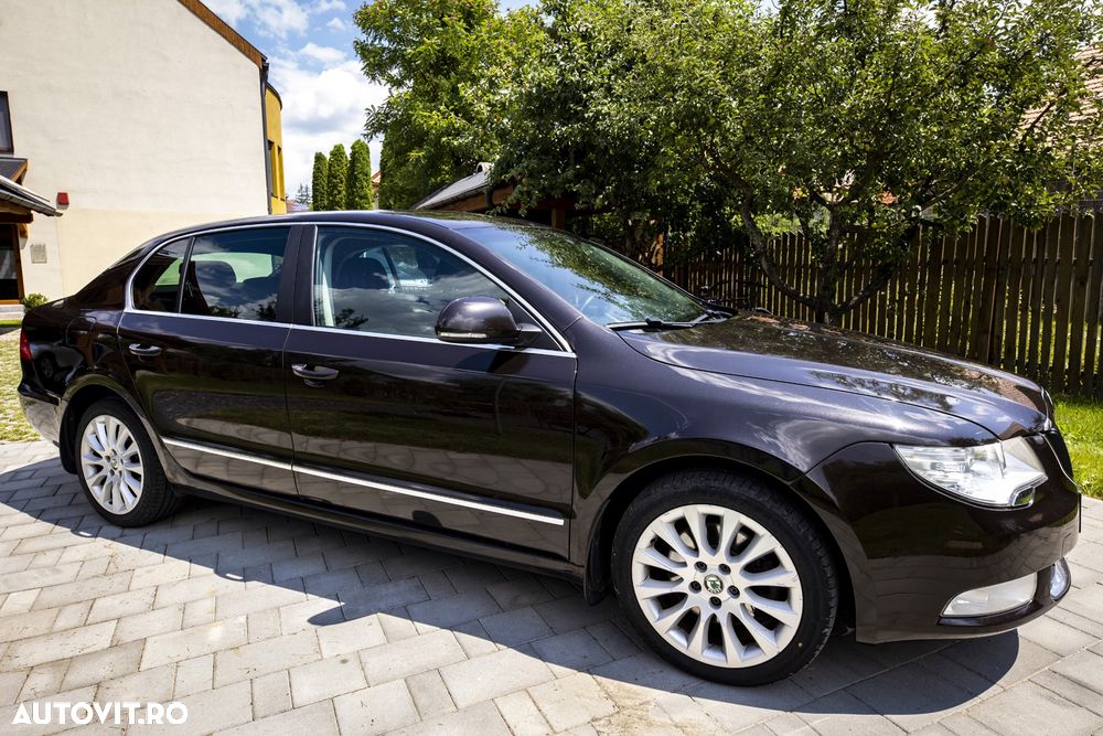 Skoda Superb 2.0 TDI Comfort - 2