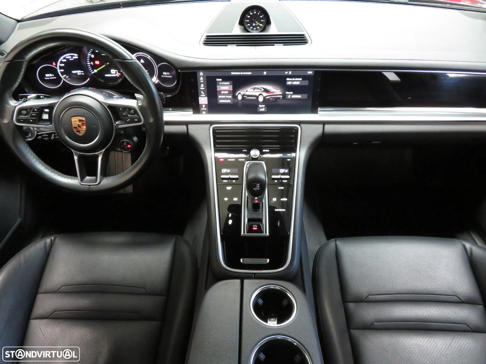 Porsche Panamera 4 E-Hybrid - 15
