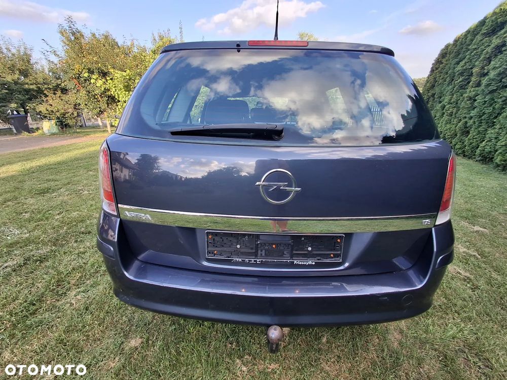 Opel Astra 1.8 Caravan Cosmo - 7