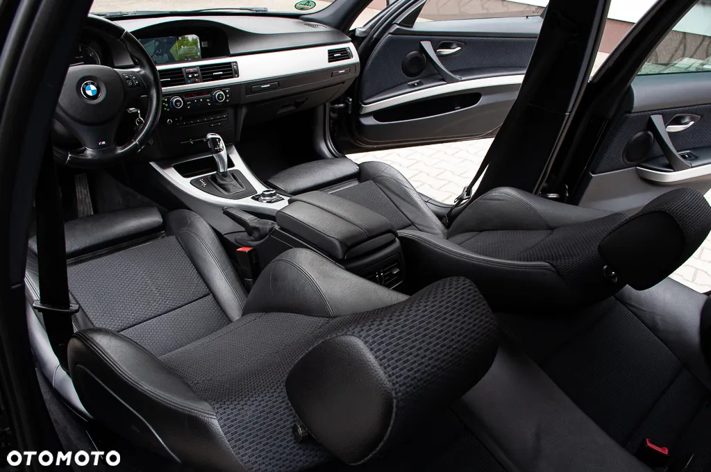 BMW Seria 3 320d xDrive DPF Touring Edition Fleet Exclusive - 34