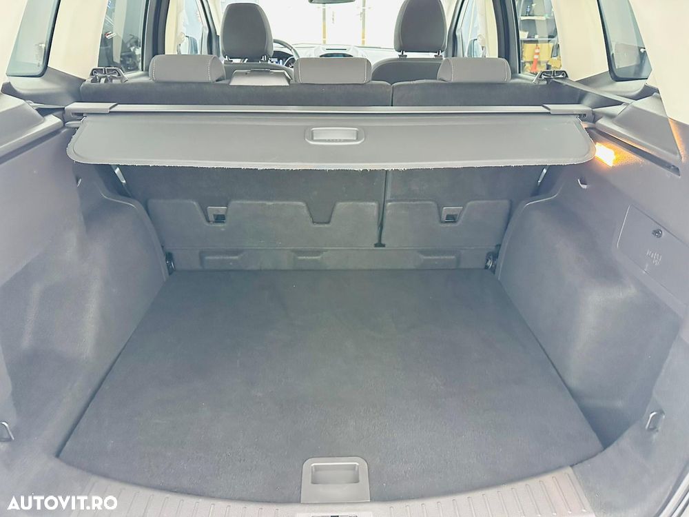 Ford Kuga 1.5 EcoBoost 2x4 Business Edition - 17