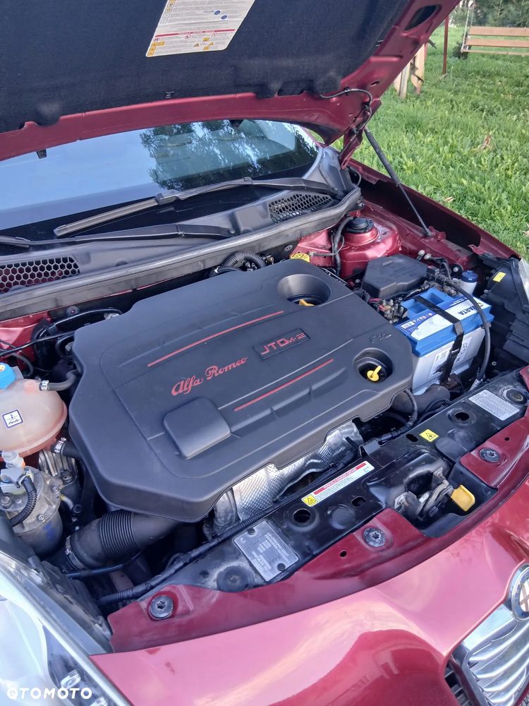 Alfa Romeo Giulietta 2.0 JTDM 16V Turismo - 2