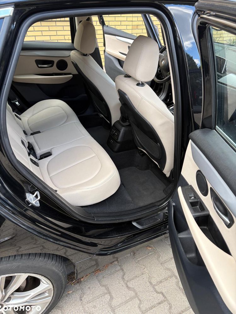 BMW Seria 2 218i - 2