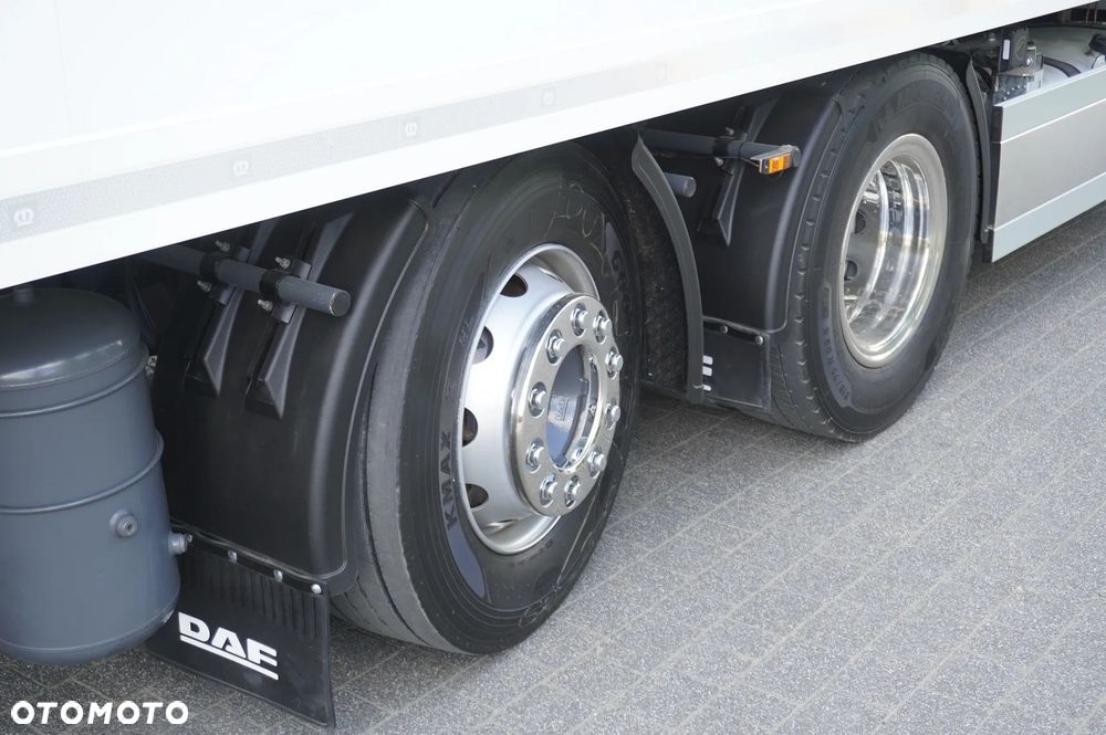 DAF XF 450 6x2 / Chłodnia KRONE 20 EPAL / Carrier Supra 1250 / oś skrętna / 2023_253649 - 10