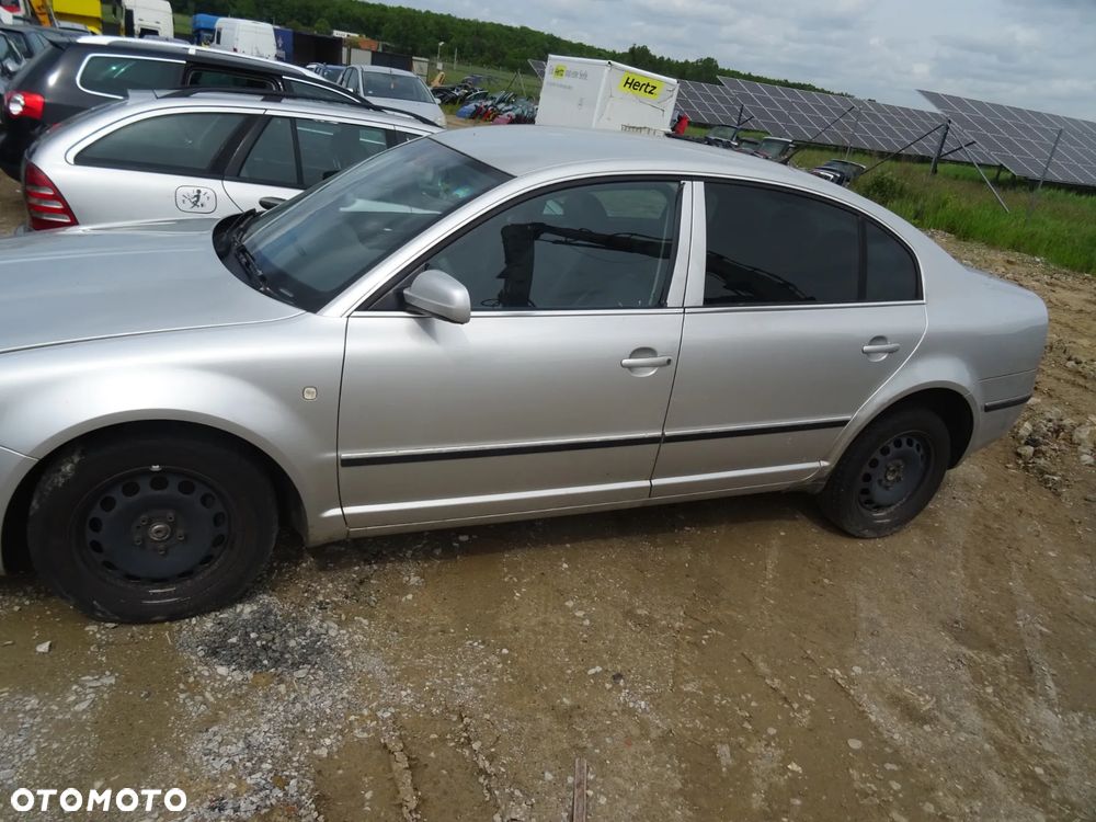 Skoda Superb 2003 lakier(9102) na części maska klapa drzwi błotnik zderzak - 4