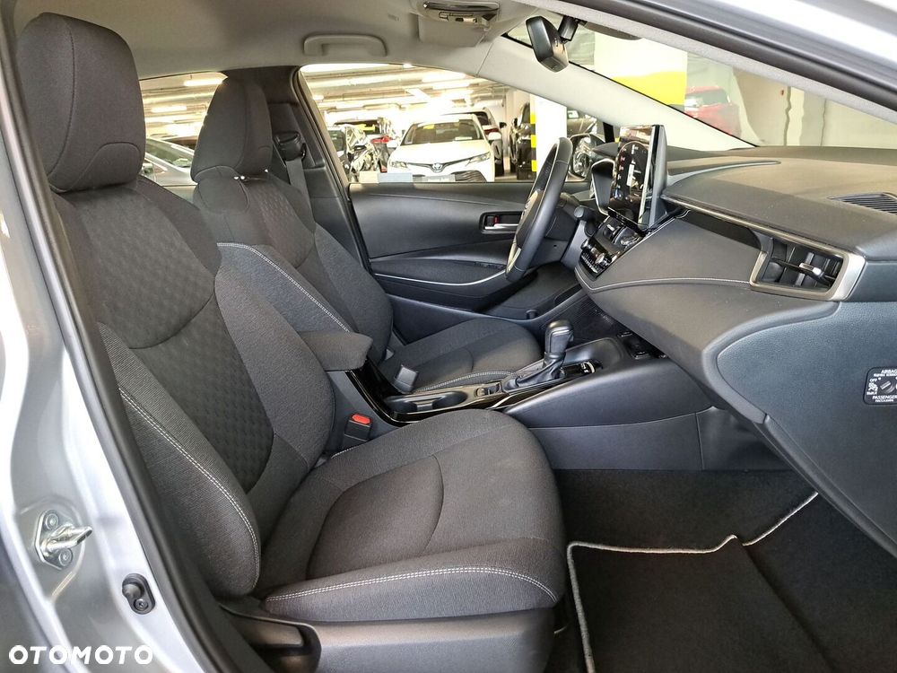 Toyota Corolla 1.8 Hybrid Comfort - 16