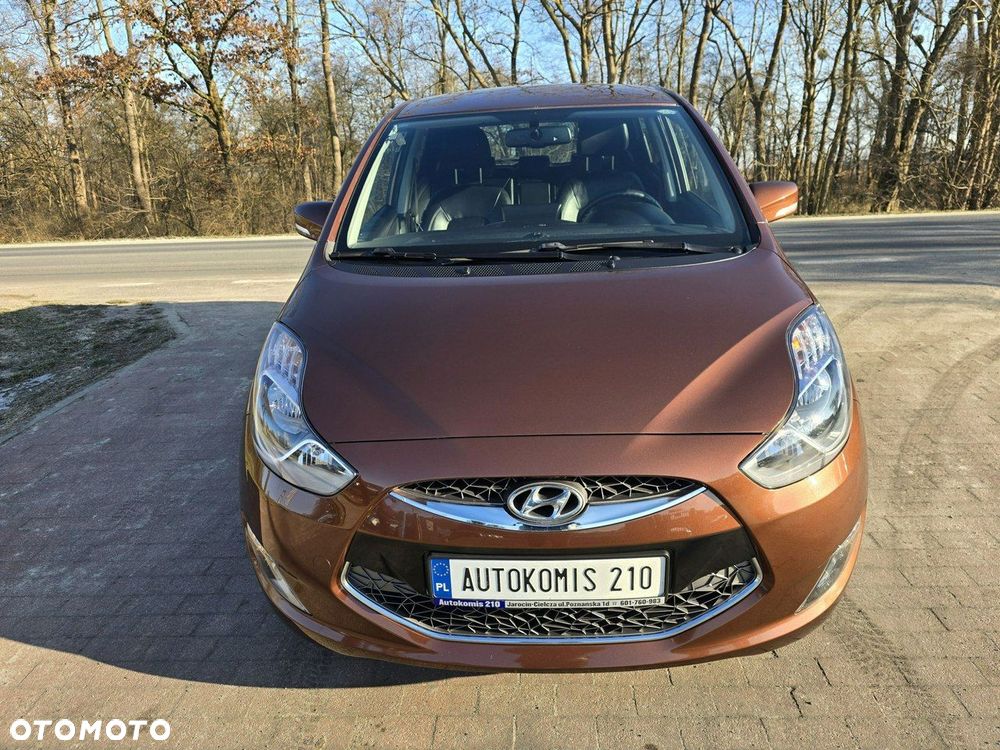Hyundai ix20 - 12