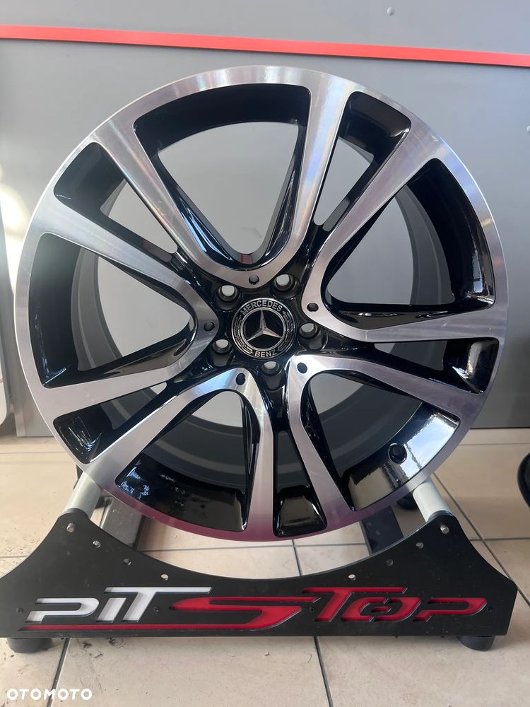 Nowa Felga Mercedes W212 E klasa Felga tylna A2124014902 9,5x19et48 - 1