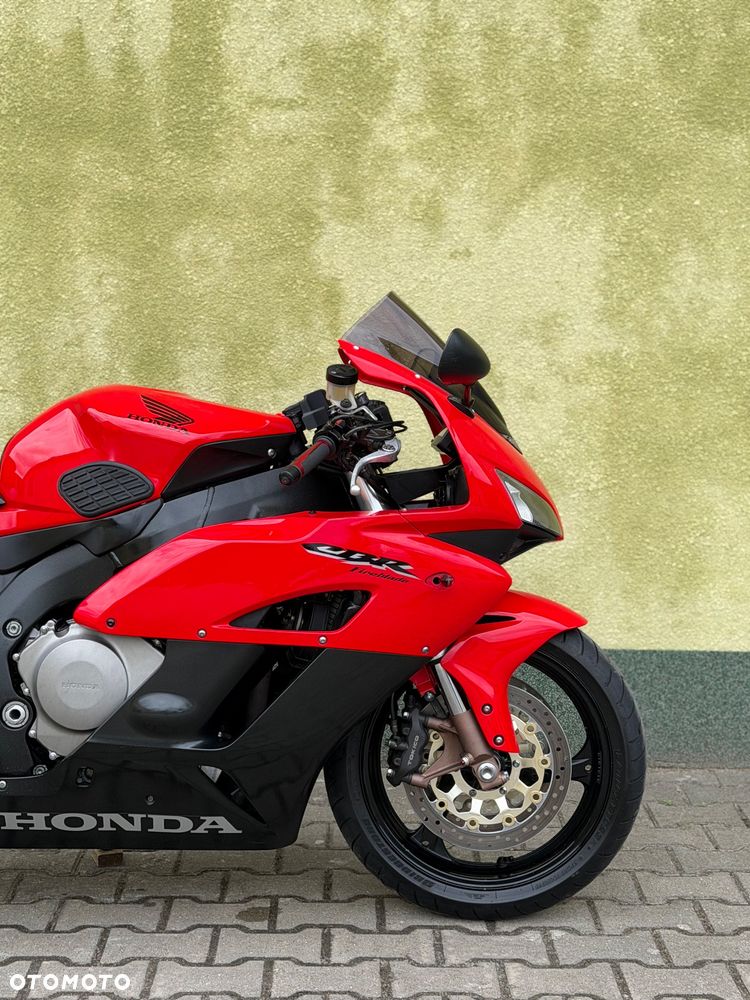 Honda CBR - 6