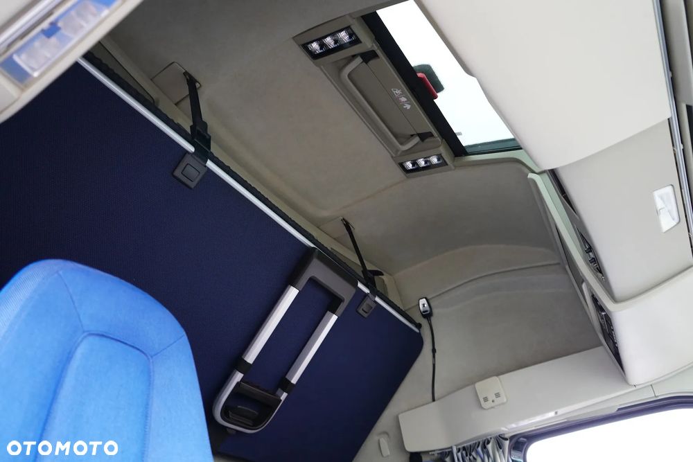Volvo / FH / 460 / I – SAVE / FIRANKA / ACC / E 6 / 19 PALET / ŁAD. 14 000 KG - 17