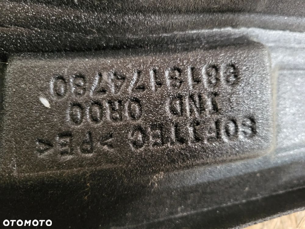 Wygłuszenie błotnika lewy przód Citroen C3 III - 3