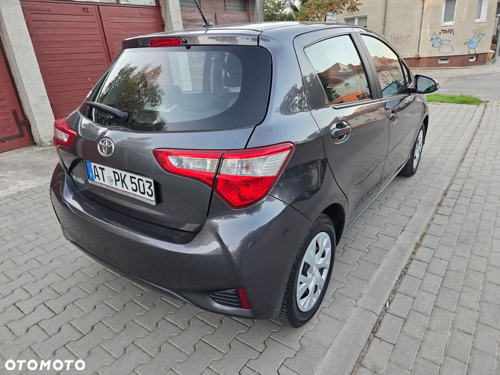 Toyota Yaris 1.0 Premium - 3