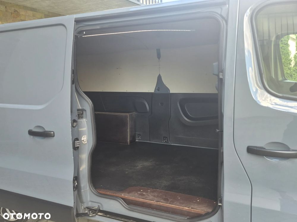 Renault Trafic - 14