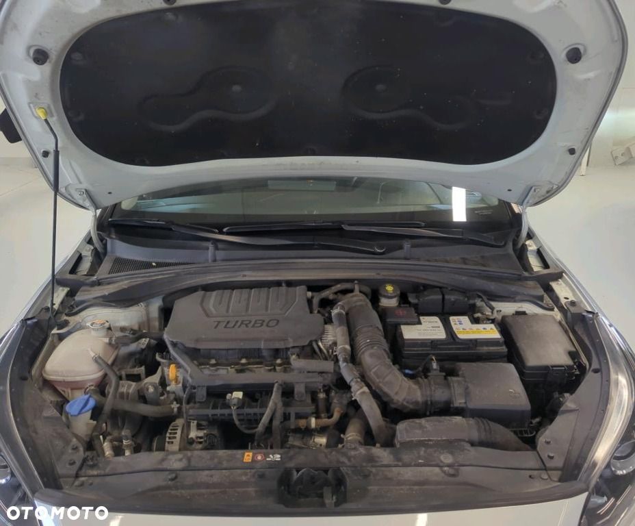 Kia Ceed 1.5 T-GDI M - 12