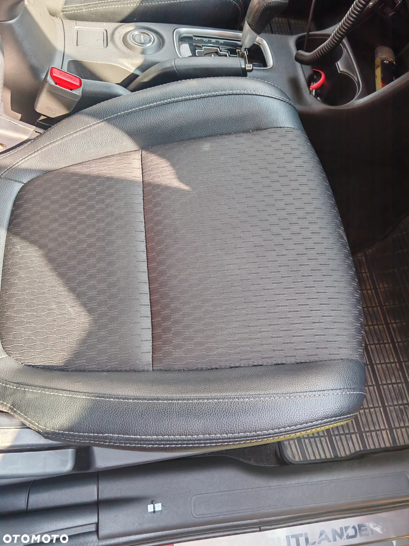 Mitsubishi Outlander 2.2 DID Intense + 4WD - 17