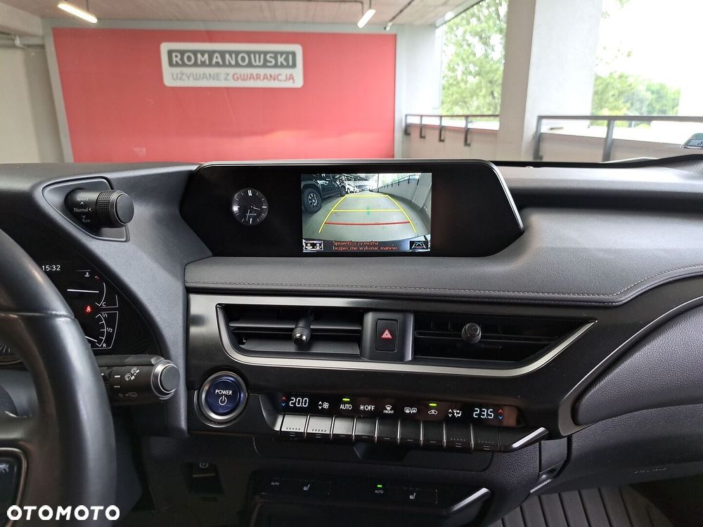 Lexus UX 250h GPF Business Edition 2WD - 18