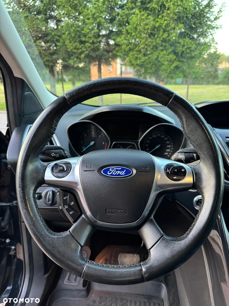 Ford Kuga 2.0 TDCi 4x4 Titanium - 16