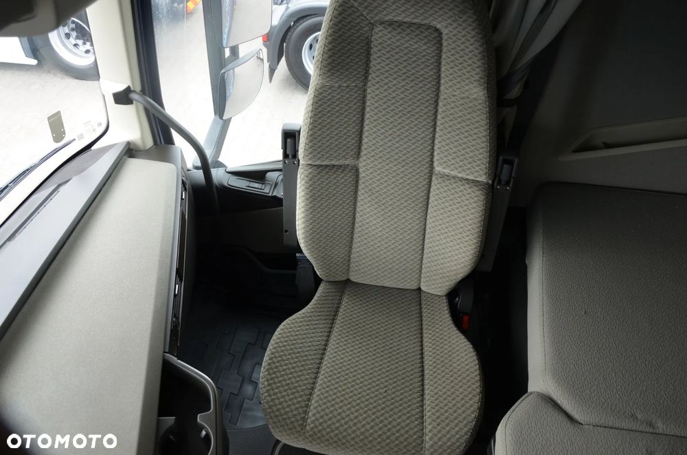 Volvo FH 5 XL NEW / 2021r. / I-SAVE / KLIMA P. / FULL LED / ACC / ALCOA / NAVI / KAMERA / DE / 5718 - 23